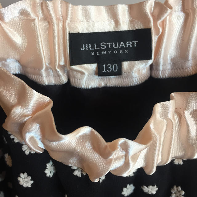 JILLSTUART(ジルスチュアート)の☆美品☆JILLSTUART  花刺繍 シフォンキュロットパンツ キッズ/ベビー/マタニティのキッズ服女の子用(90cm~)(パンツ/スパッツ)の商品写真