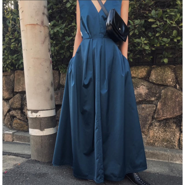 Ameri VINTAGE(アメリヴィンテージ)の新品未使用 ♡ LADY TUCK FLARE DRESS ♡ レディースのフォーマル/ドレス(ロングドレス)の商品写真