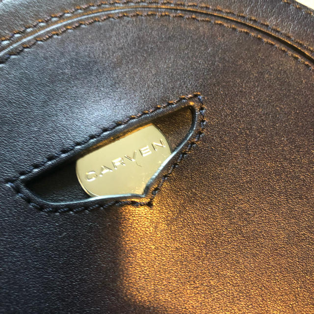 CARVEN(カルヴェン)のCARVEN 円形 ショルダーバッグ レディースのバッグ(ショルダーバッグ)の商品写真