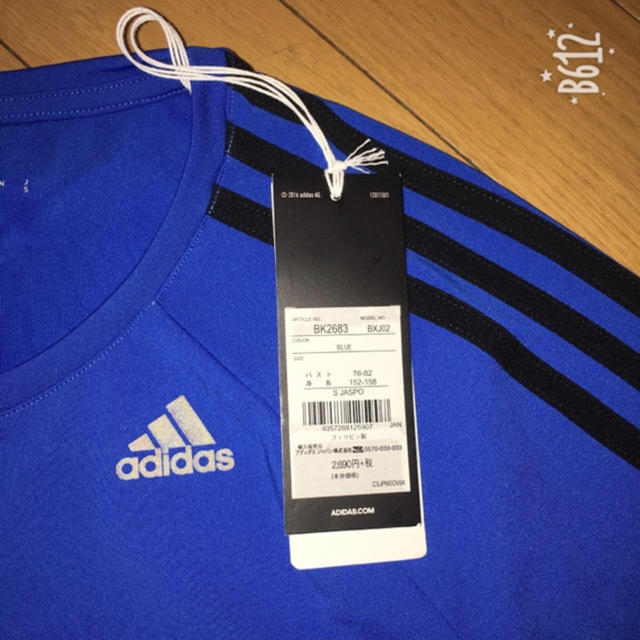 adidas(アディダス)の新品 アディダス レディース 半袖 スポーツ シャツ レディースのトップス(Tシャツ(半袖/袖なし))の商品写真