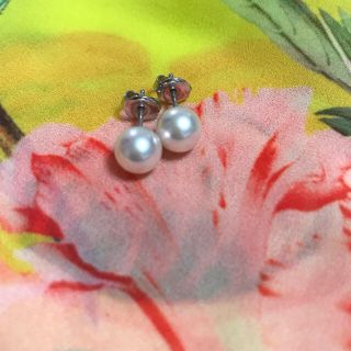 ミキモト(MIKIMOTO)のじょい様 専用 ミキモト パールピアス 7.5ミリ(ピアス)