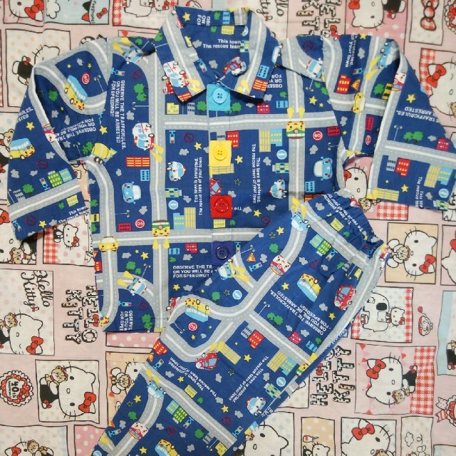 西松屋(ニシマツヤ)のカーズ 様♡　専用♡ キッズ/ベビー/マタニティのキッズ服男の子用(90cm~)(パジャマ)の商品写真