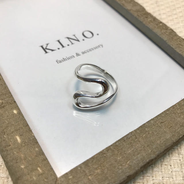 シンプル ウェーブモチーフ silver925 Plated デザインリング レディースのアクセサリー(リング(指輪))の商品写真