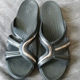 クロックス(crocs)の今日だけ値下げcrocs(サンダル)