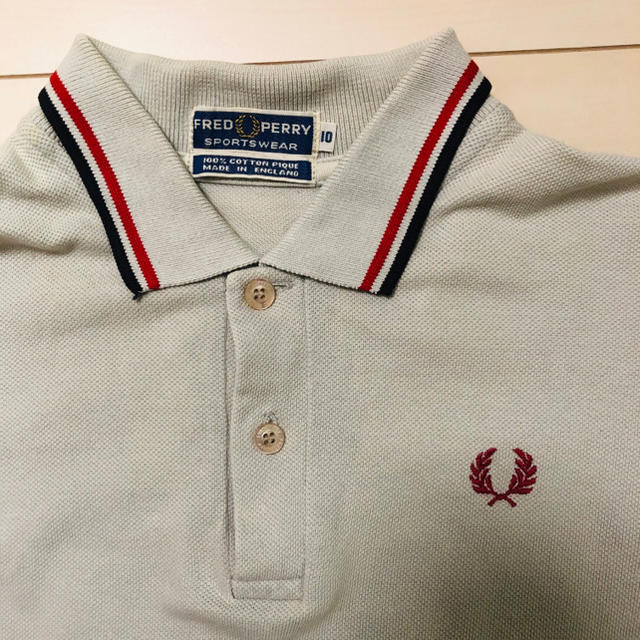 FRED PERRY(フレッドペリー)の送料込★フレッドペリーポロシャツ レディースのトップス(ポロシャツ)の商品写真