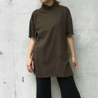 アメリヴィンテージ(Ameri VINTAGE)の【アメリヴィンテージ】FRINGE HEM SLIT LONG TOP

(カットソー(半袖/袖なし))