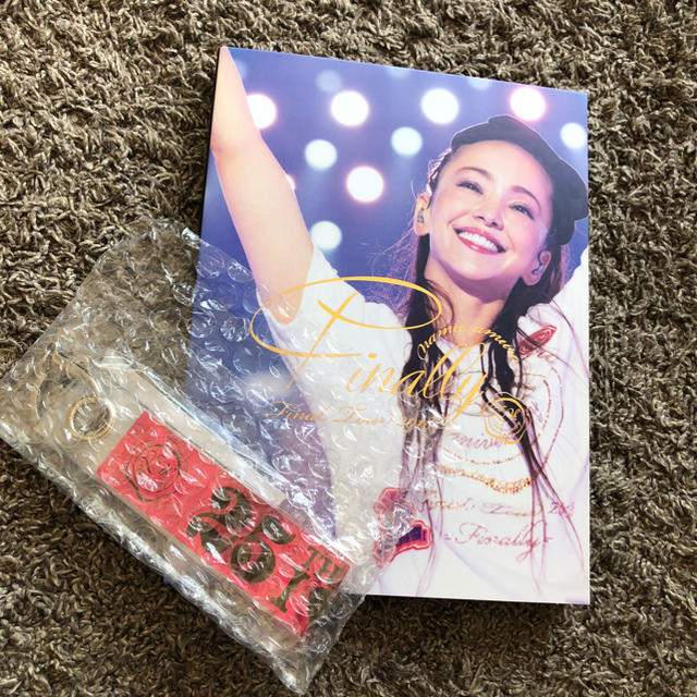 安室奈美恵 ファイナルツアー2018 エンタメ/ホビーのDVD/ブルーレイ(ミュージック)の商品写真