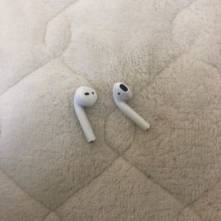 アップル(Apple)のair pods イヤホンのみ (ヘッドフォン/イヤフォン)
