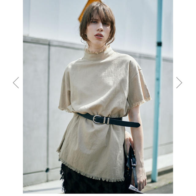 Ameri VINTAGE(アメリヴィンテージ)のAmeri Vintage  FRINGE HEM SLIT LONG TOP レディースのトップス(Tシャツ(半袖/袖なし))の商品写真