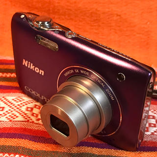 ニコン(Nikon)のCoolpix S3100  1400万画素 ズーム5倍 4GB 4GB SD付(コンパクトデジタルカメラ)