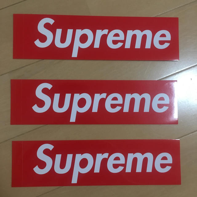 Supreme(シュプリーム)のシュプリーム ステッカー 正規品 メンズのファッション小物(その他)の商品写真