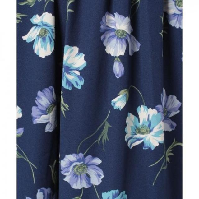 CECIL McBEE(セシルマクビー)の新品　セシルマクビー　花柄アシンメトリースカート　マキシスカート レディースのスカート(ロングスカート)の商品写真