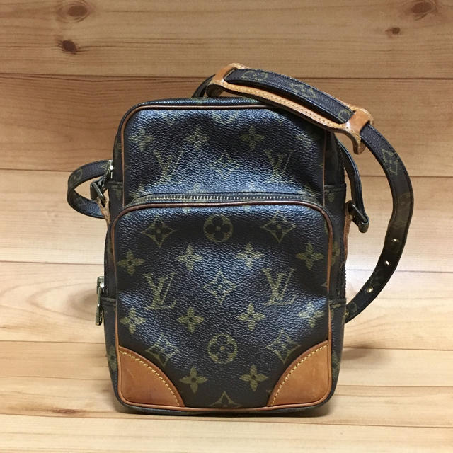 正規品【ベタ剥がれ除去】LOUIS VUITTON アマゾン ショルダーバッグ