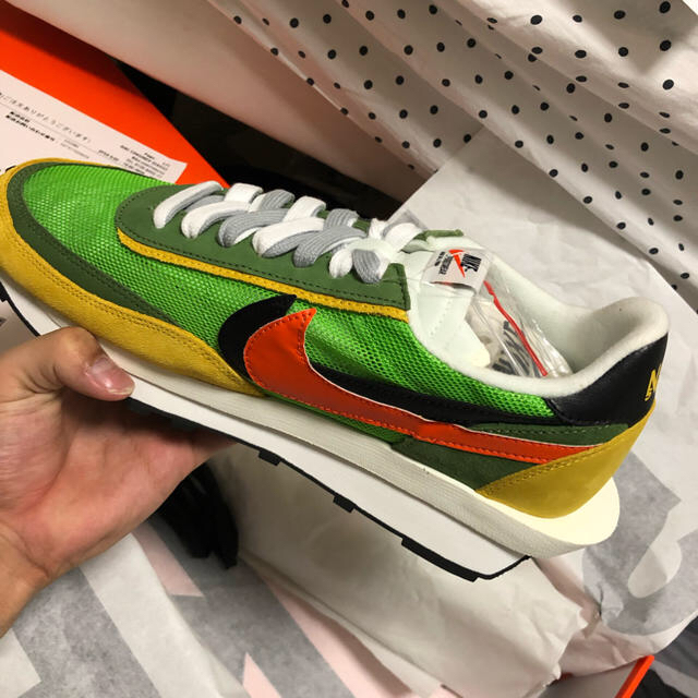 nike sacai スニーカー