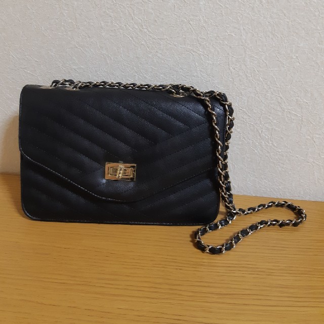 お値下げ⭐黒ショルダーバック レディースのバッグ(ショルダーバッグ)の商品写真