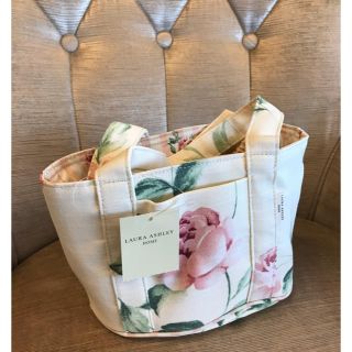 ローラアシュレイ(LAURA ASHLEY)の新品 ローラアシュレイ ランチバッグ(弁当用品)