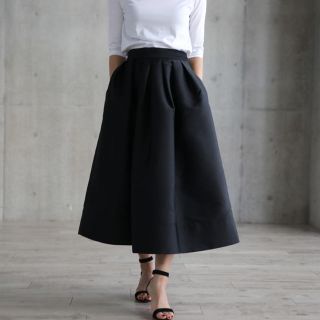 SHE Tokyo Anna フレアスカート 34 レッド