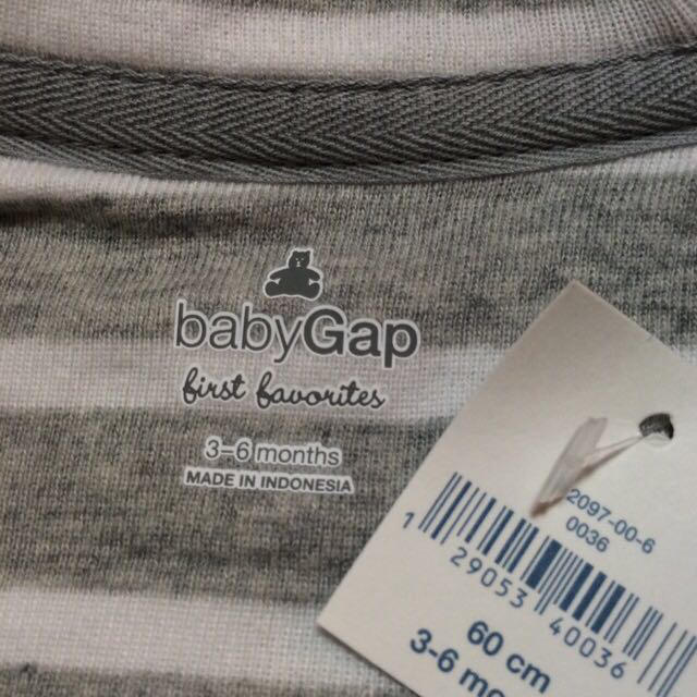 babyGAP(ベビーギャップ)のbabyGAP♡くまさんカバーオール60 キッズ/ベビー/マタニティのベビー服(~85cm)(カバーオール)の商品写真