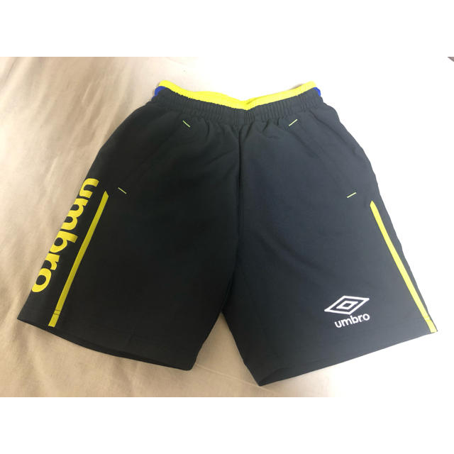 UMBRO(アンブロ)のトレーニング ハーフパンツ キッズ/ベビー/マタニティのキッズ服男の子用(90cm~)(パンツ/スパッツ)の商品写真