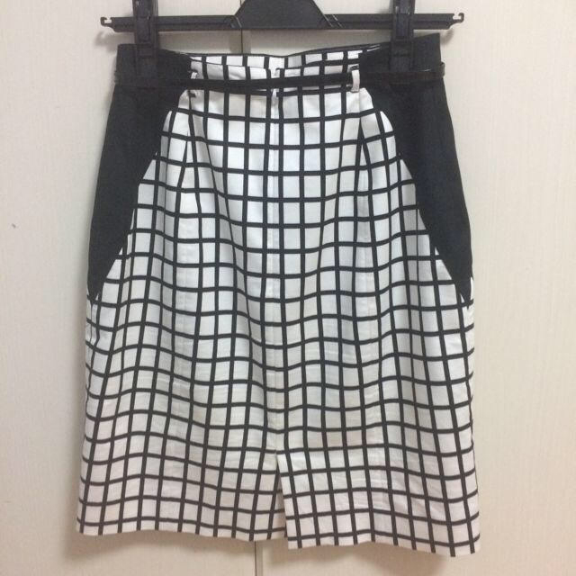 JUSGLITTY(ジャスグリッティー)のジャスグリッティー♥︎スカート レディースのスカート(ひざ丈スカート)の商品写真