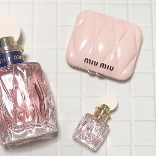 ミュウミュウ(miumiu)のコンパクトミラー(ミラー)