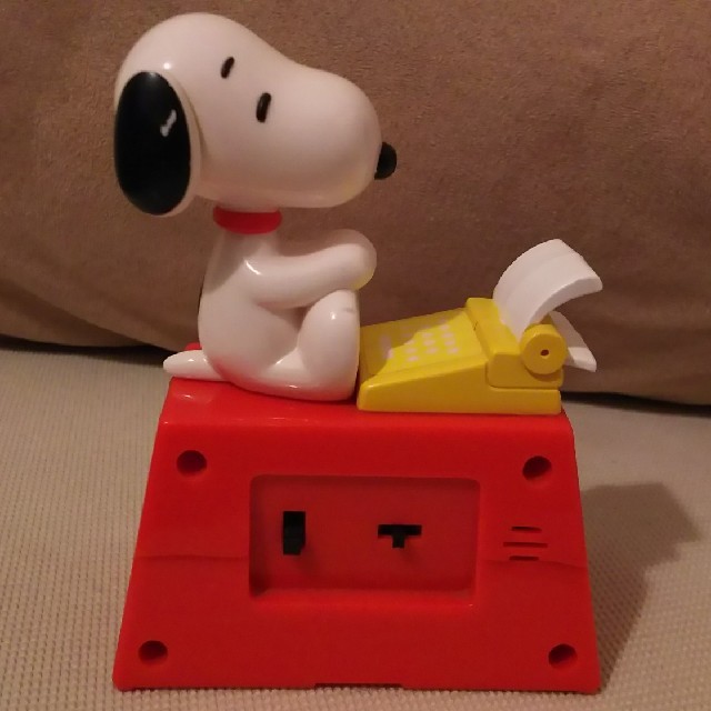 SNOOPY(スヌーピー)のスヌーピー 目覚まし時計 エンタメ/ホビーのコレクション(その他)の商品写真