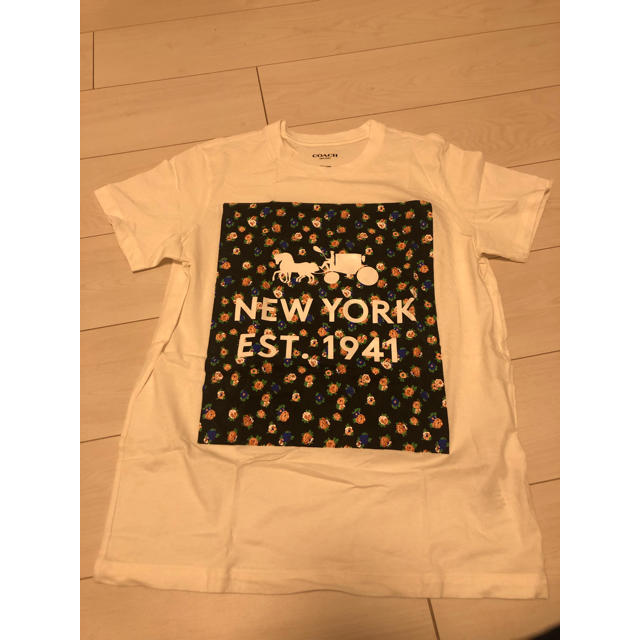 COACH(コーチ)のコーチ T-シャツ レディースのトップス(Tシャツ(半袖/袖なし))の商品写真