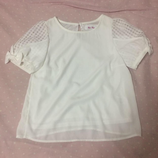 ByeBye(バイバイ)の♡ 袖リボントップス ♡ レディースのトップス(シャツ/ブラウス(半袖/袖なし))の商品写真