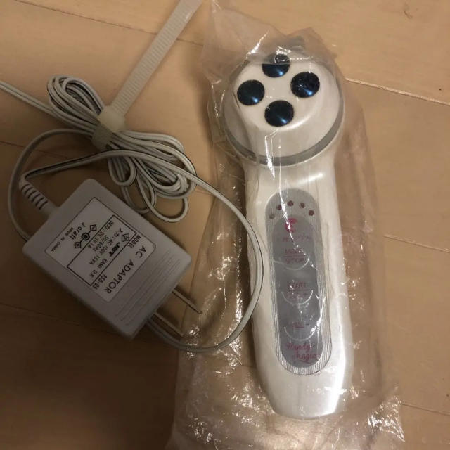 美顔器✩.*˚小顔製作所Handy Magic 美顔器✩.*˚小顔製作所Handy Magic