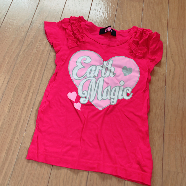 EARTHMAGIC(アースマジック)の専用 キッズ/ベビー/マタニティのキッズ服女の子用(90cm~)(Tシャツ/カットソー)の商品写真