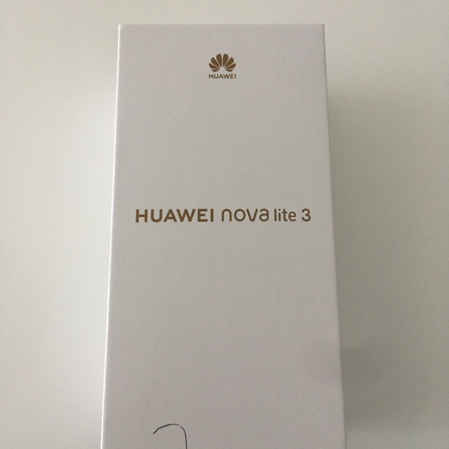 ANDROID(アンドロイド)の新品 未開封 HUAWEI nova lite 3 スマホ/家電/カメラのスマートフォン/携帯電話(スマートフォン本体)の商品写真