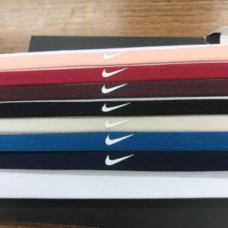 ナイキ(NIKE)のナイキヘッドバンド  バラ売り(トレーニング用品)