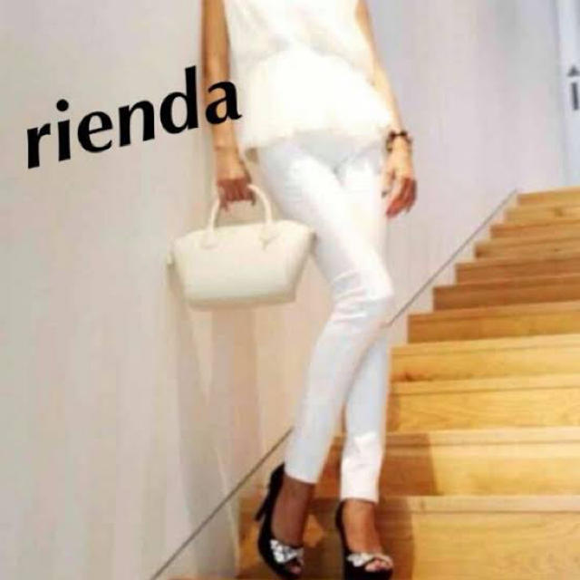 rienda(リエンダ)の✨ruenda✨リエンダ ほぼ新品❗️白 デニム  レディースのパンツ(デニム/ジーンズ)の商品写真