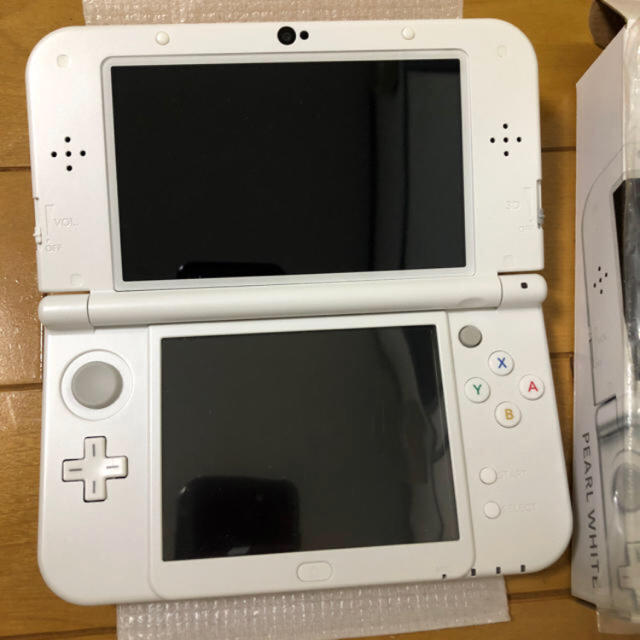 【本日限定】ニンテンドーnew3DSLL 1