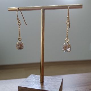 ペアシェイプクリアビジューピアス(ピアス)