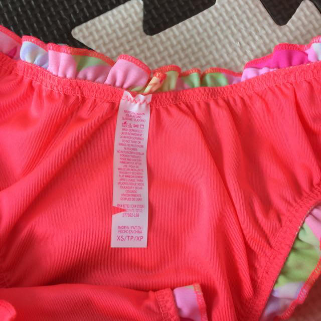 Victoria's Secret(ヴィクトリアズシークレット)のビキニ。 レディースの水着/浴衣(水着)の商品写真