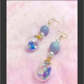 ハンドメイド＊ホログラムピアス (ピアス)