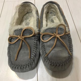 アグ(UGG)のUGG DAKOTA ダコタ サイズ6(スリッポン/モカシン)