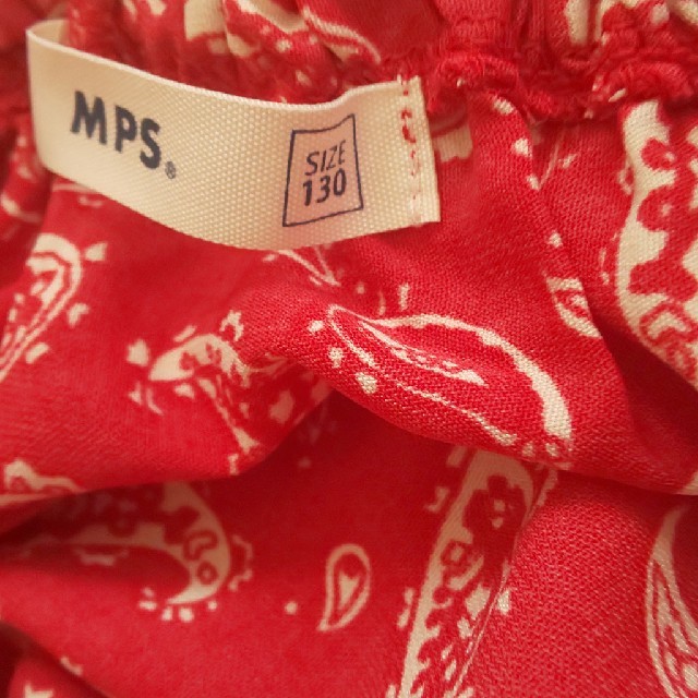 MPS(エムピーエス)の美品[Right-on/MPS]130cm/ペイズリー/ブラウス/オフショルダー キッズ/ベビー/マタニティのキッズ服女の子用(90cm~)(Tシャツ/カットソー)の商品写真