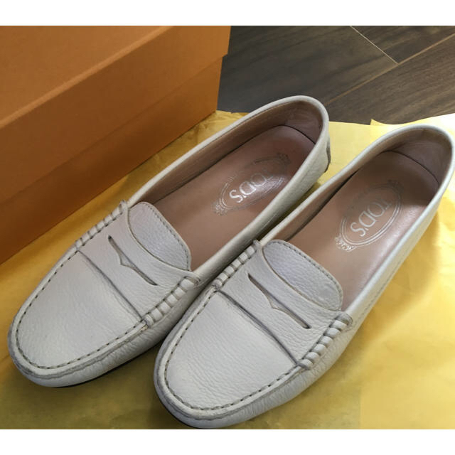 TOD'S(トッズ)のTOD’S レディースの靴/シューズ(ローファー/革靴)の商品写真