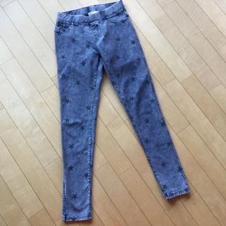 エイチアンドエム(H&M)のH&M ストレッチパンツ☆グレイの星模様入り✰約160cm(パンツ/スパッツ)