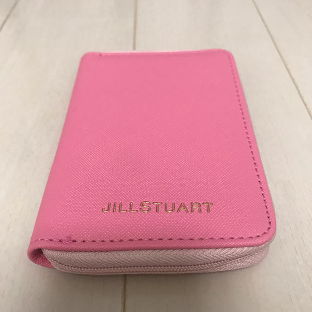 JILLSTUART(ジルスチュアート)の［増税前sale］ジルスチュアート マルチカードケース with付録 レディースのファッション小物(パスケース/IDカードホルダー)の商品写真