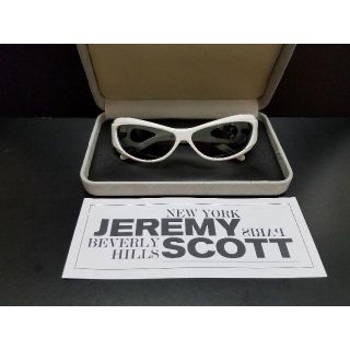 ジェレミースコット(JEREMY SCOTT)のワンタン様お買い上げ優先！ジェレミースコットのサングラス！未使用品！(サングラス/メガネ)