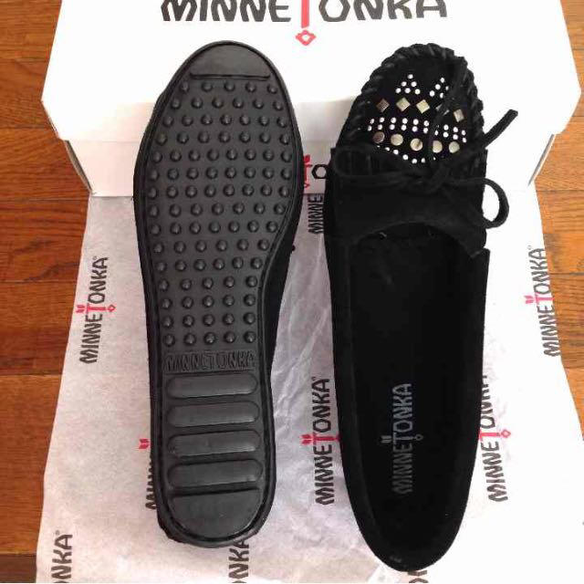 Minnetonka(ミネトンカ)の新品 55 ミネトンカ スタッズモカシン レディースの靴/シューズ(スニーカー)の商品写真