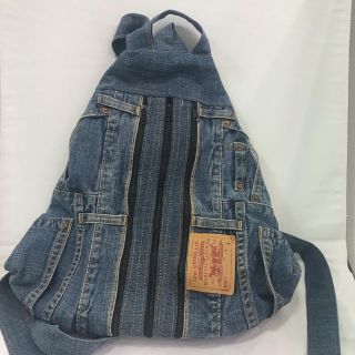 リーバイス(Levi's)のリメイクデニムリュック(バッグ)