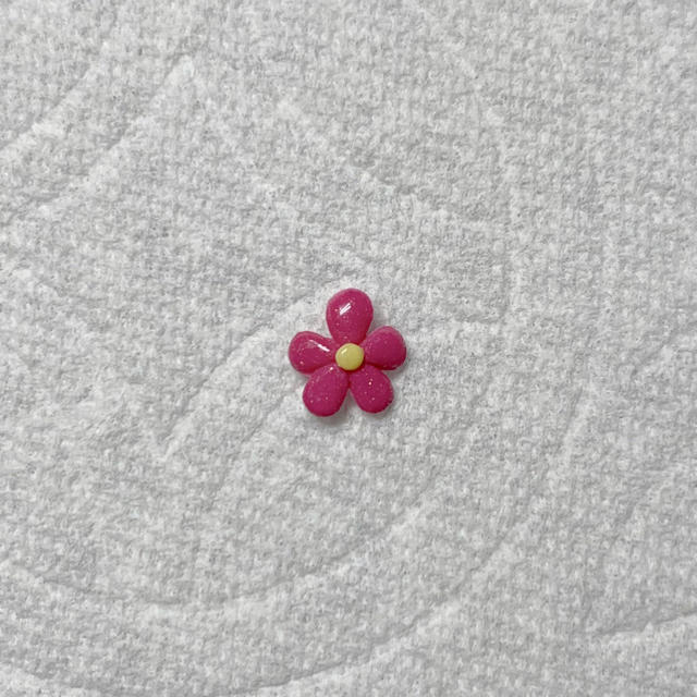 3Dネイルパーツ❤︎お花❁⃘ラメ入りピンク コスメ/美容のネイル(デコパーツ)の商品写真