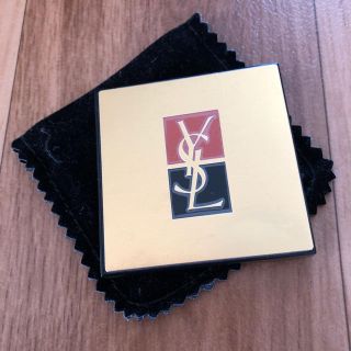 イヴサンローランボーテ(Yves Saint Laurent Beaute)のイブサンローラン ミニミラー 専用です。(ミラー)