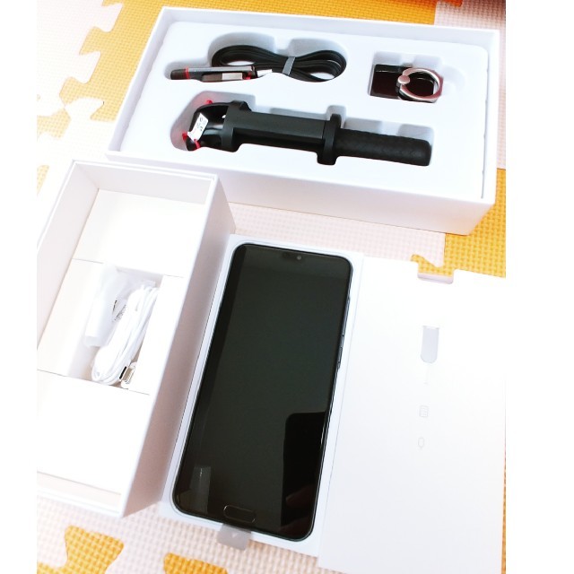 NTTdocomo - HUAWEI P20 Pro　HW-01K