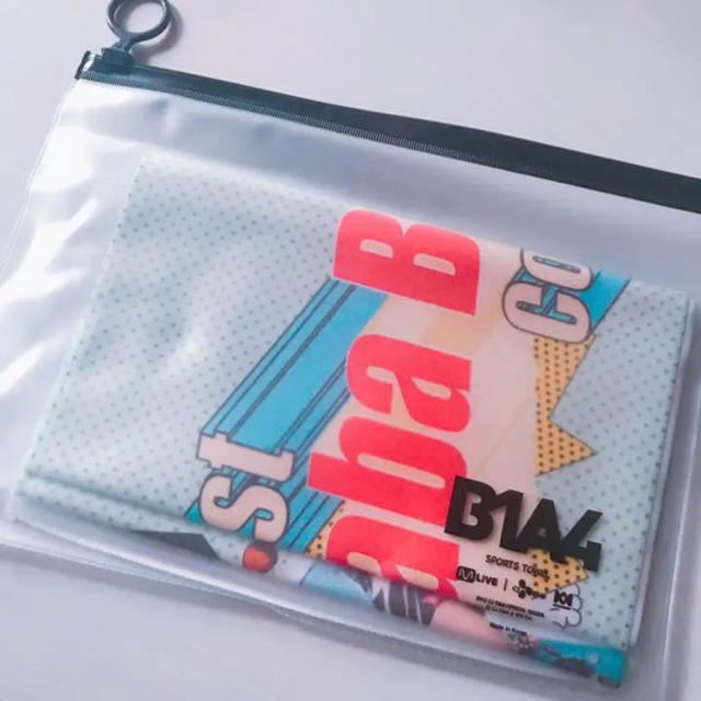 B1A4(ビーワンエーフォー)のB1A4 BABA 公式スローガン エンタメ/ホビーのタレントグッズ(アイドルグッズ)の商品写真