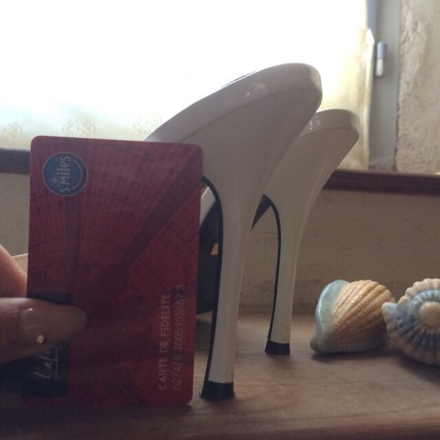 DURAS(デュラス)のデュラス 夏 sandal 白。 レディースの靴/シューズ(ミュール)の商品写真